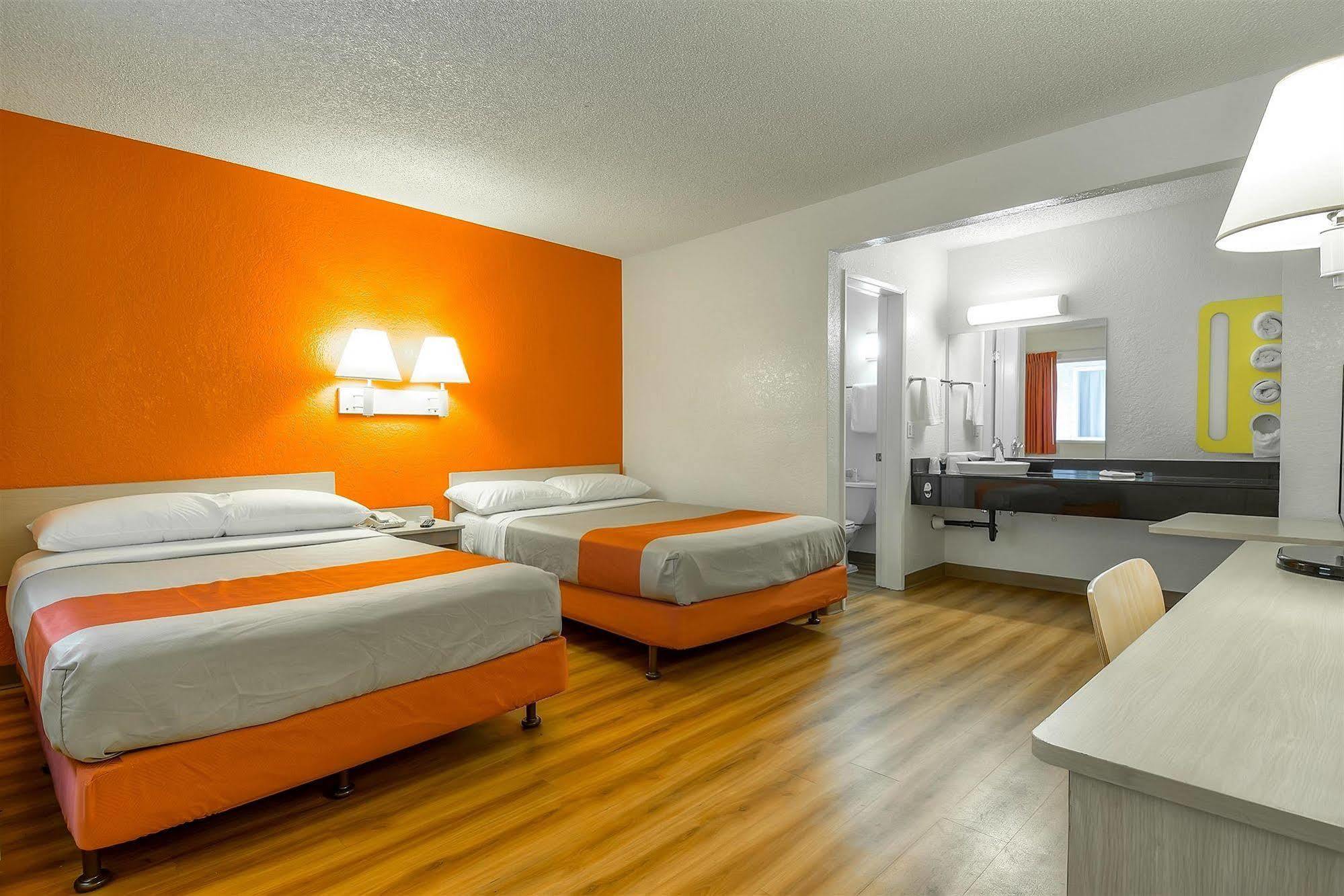 Motel 6-Norwalk, Ca - Los Angeles Luaran gambar