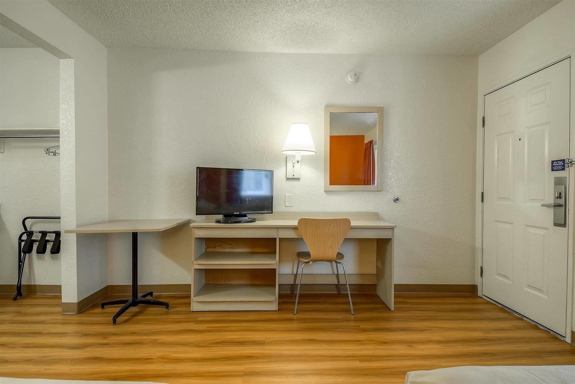 Motel 6-Norwalk, Ca - Los Angeles Luaran gambar